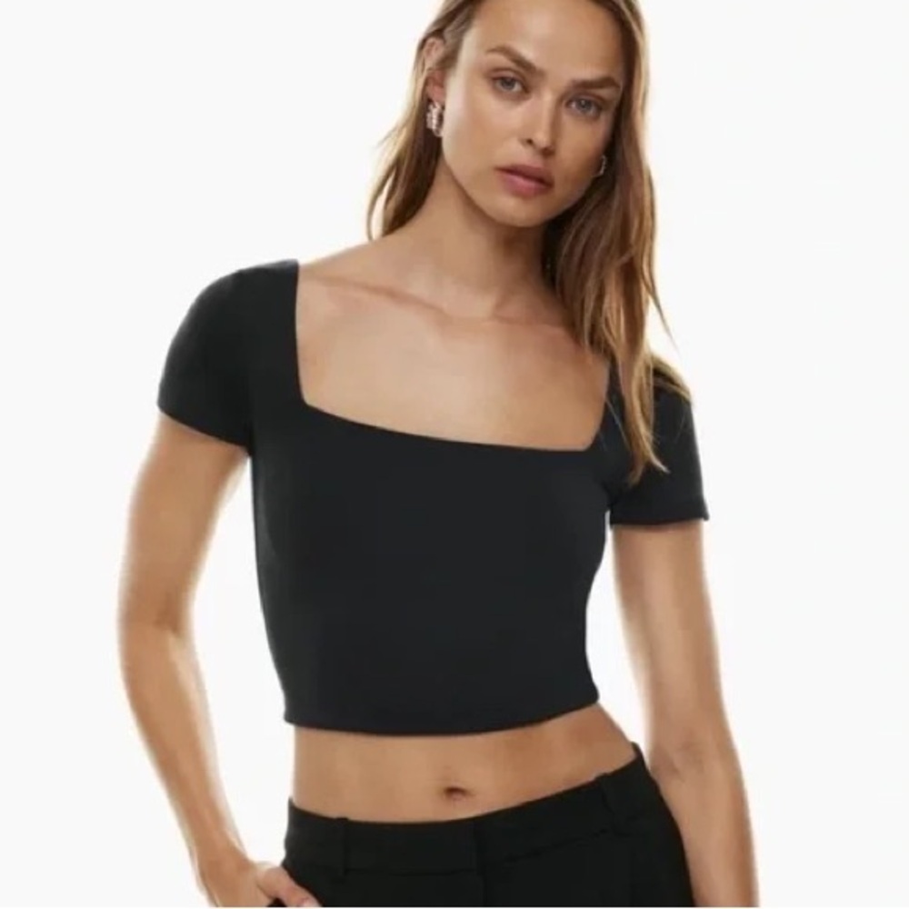 Aritzia Babaton Contour Square Neck Top - Black M